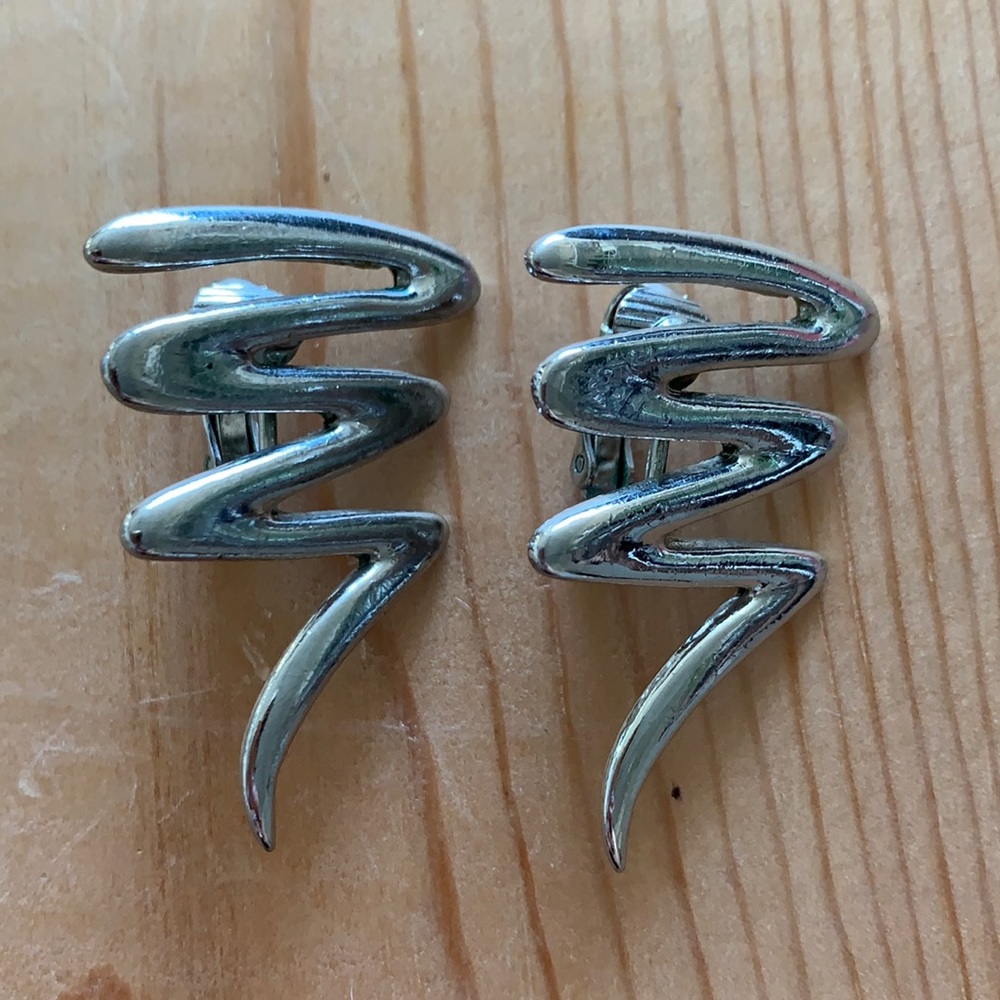 Vintage clip-on earrings - retro silver